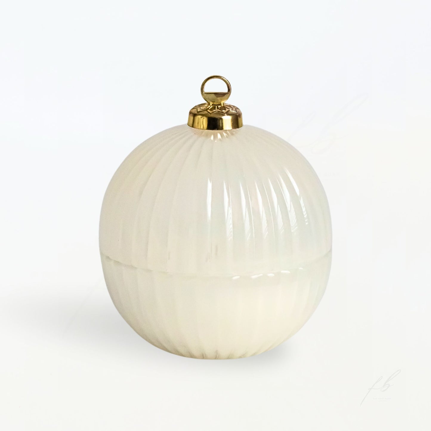Pearl Ornament Candle, 7 Oz - The First Burn