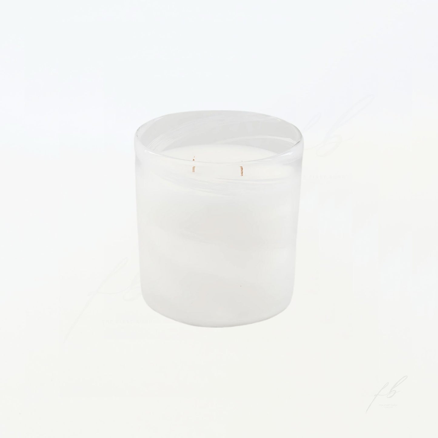 White Swirl Candle, 15 Oz - The First Burn Candle Co.